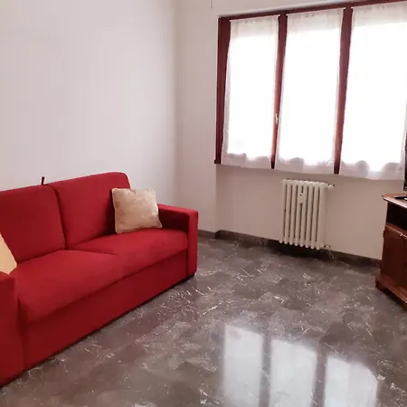 Apartment La Casa Di Claudia Florence